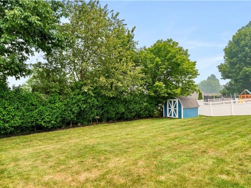835 Johnny K Boulevard, Hubbard, OH 44425 Photo 15