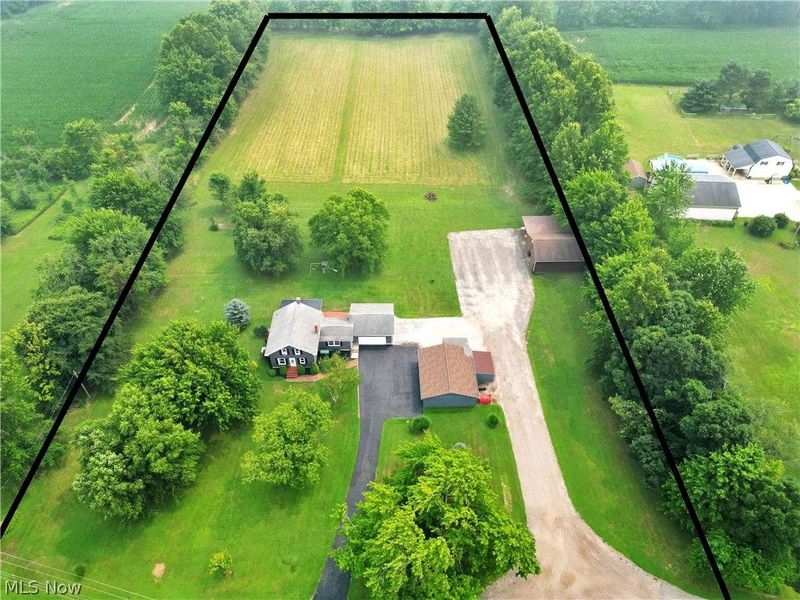 4190 Gardner Barclay Road, Farmdale, OH 44417 Photo 2