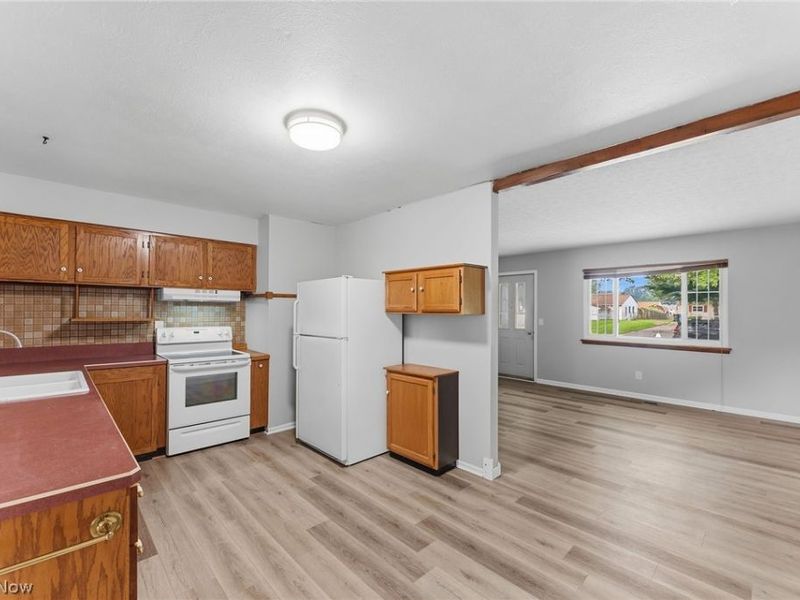 7365 Chennault Drive, North Ridgeville, OH 44039 Photo 12
