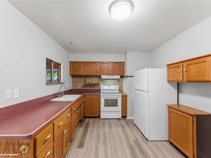 7365 Chennault Drive, North Ridgeville, OH 44039 Photo 13