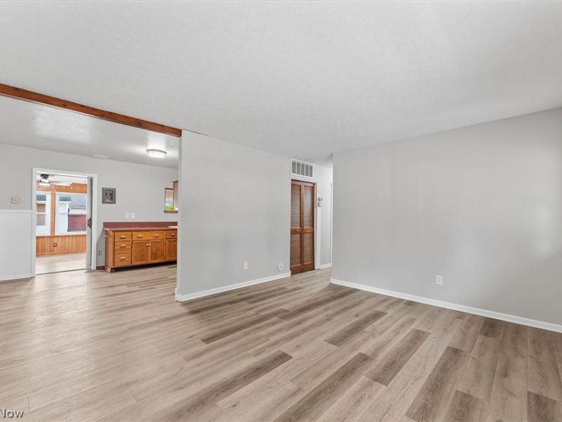 7365 Chennault Drive, North Ridgeville, OH 44039 Photo 7