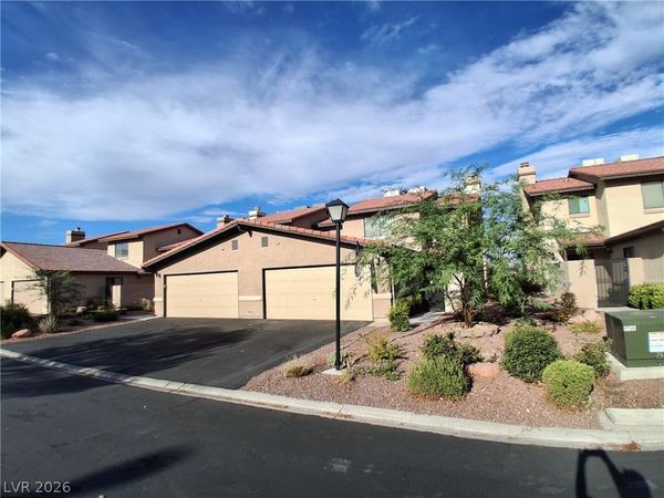 3958 Delos Drive, Las Vegas, NV 89103