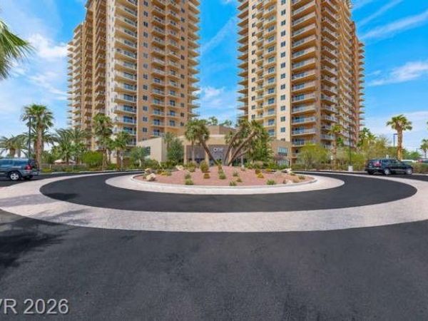 8255 Las Vegas Boulevard, Unit 715, Las Vegas, NV 89123
