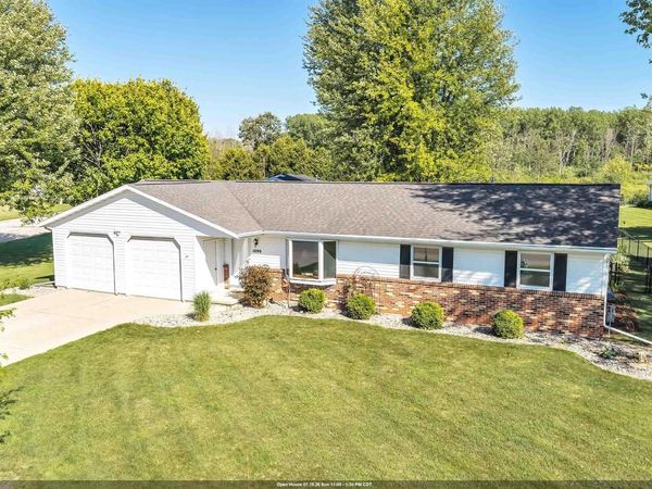 1090 MELODY DRIVE, Howard, WI 54303