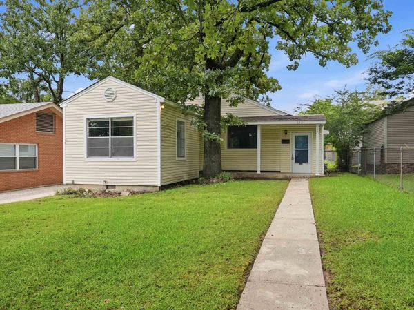 6404 Longwood Road, Cammack Village, AR 72207