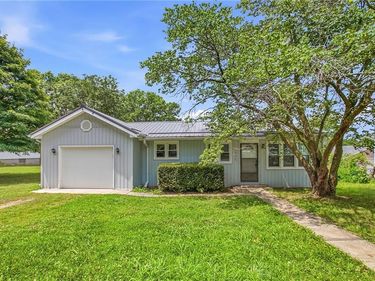 614 Wellington Street, Richmond, MO 64085