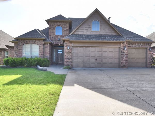 3349 S 206th East Avenue, Broken Arrow, OK 74014