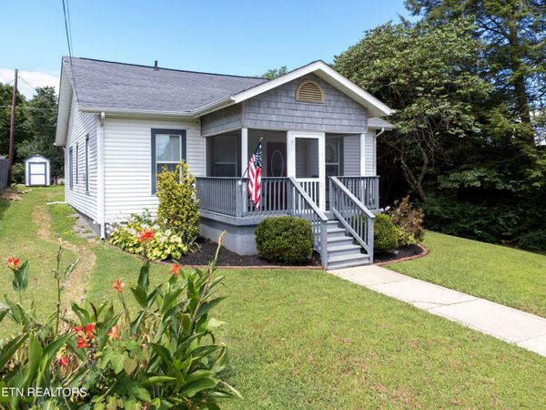 804 McCaslin Ave, Sweetwater, TN 37874