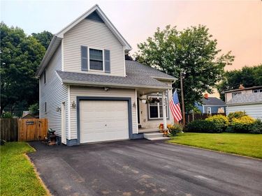 354 Oakwood Road, Rochester, NY 14616