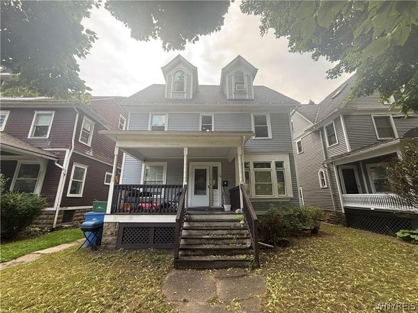 74 Avondale Park , Rochester, NY 14620