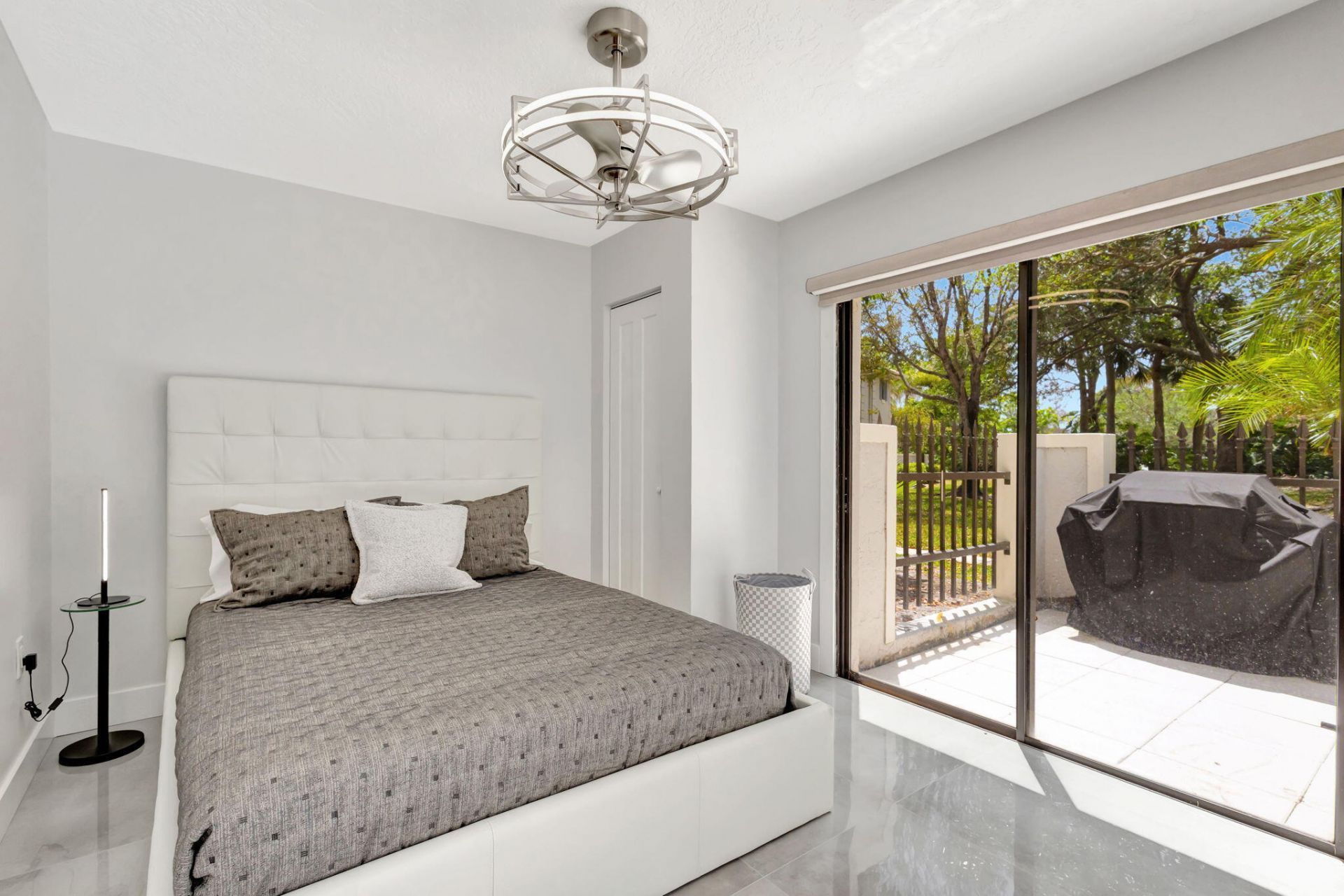 355 Prestwick Circle, Unit 4, Palm Beach Gardens, FL 33418 Photo