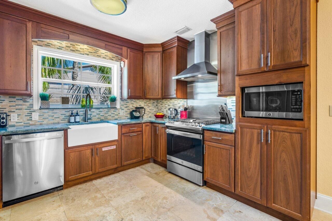 520 NE 3rd Avenue, Delray Beach, FL 33444 Photo