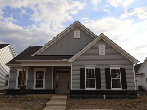 4533 Corsican Loop E, Hilliard, OH 43026