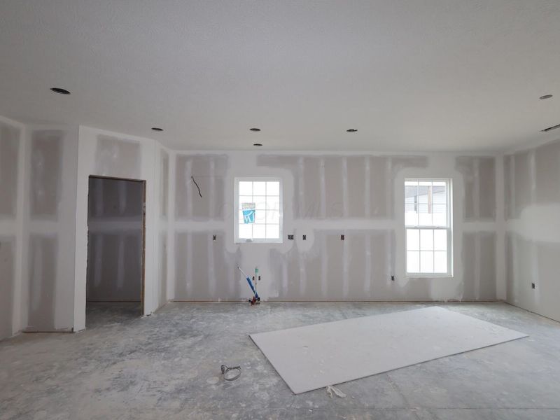 4533 Corsican Loop E, Hilliard, OH 43026 Photo 3