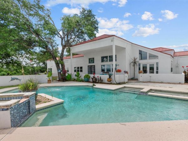 6750 N Lakeview DR , Salado, TX 76571
