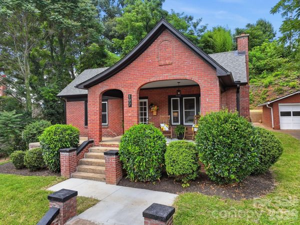 197 Academy Street , Canton, NC 28716