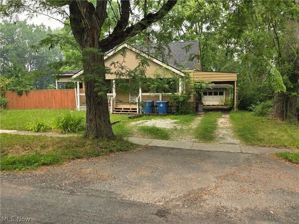 617 Cuyahoga Street , Kent, OH 44240