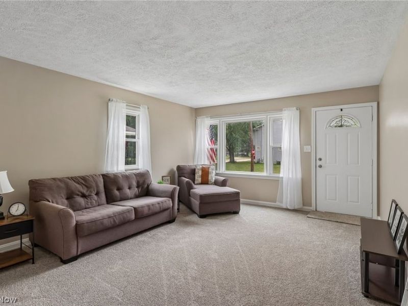 143 Conrad Street, Barberton, OH 44203 Photo 2