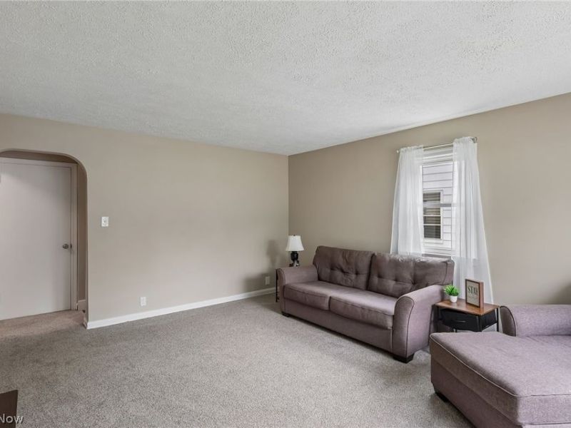 143 Conrad Street, Barberton, OH 44203 Photo 3