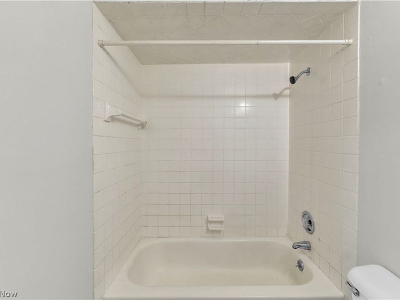 485 Center Road, Unit 1, Bedford Heights, OH 44146 Photo 13