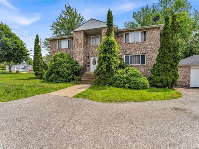 485 Center Road, Unit 1, Bedford Heights, OH 44146 Photo 2