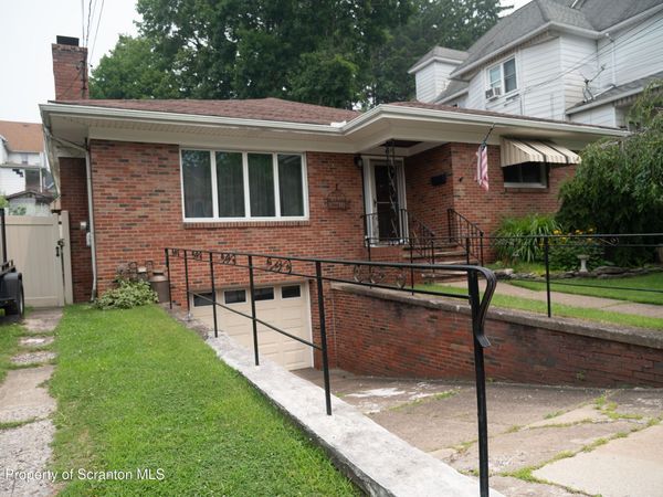 114 Broad Street, Pittston, PA 18640