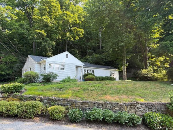 136 Pound Ridge Road, Bedford, NY 10506