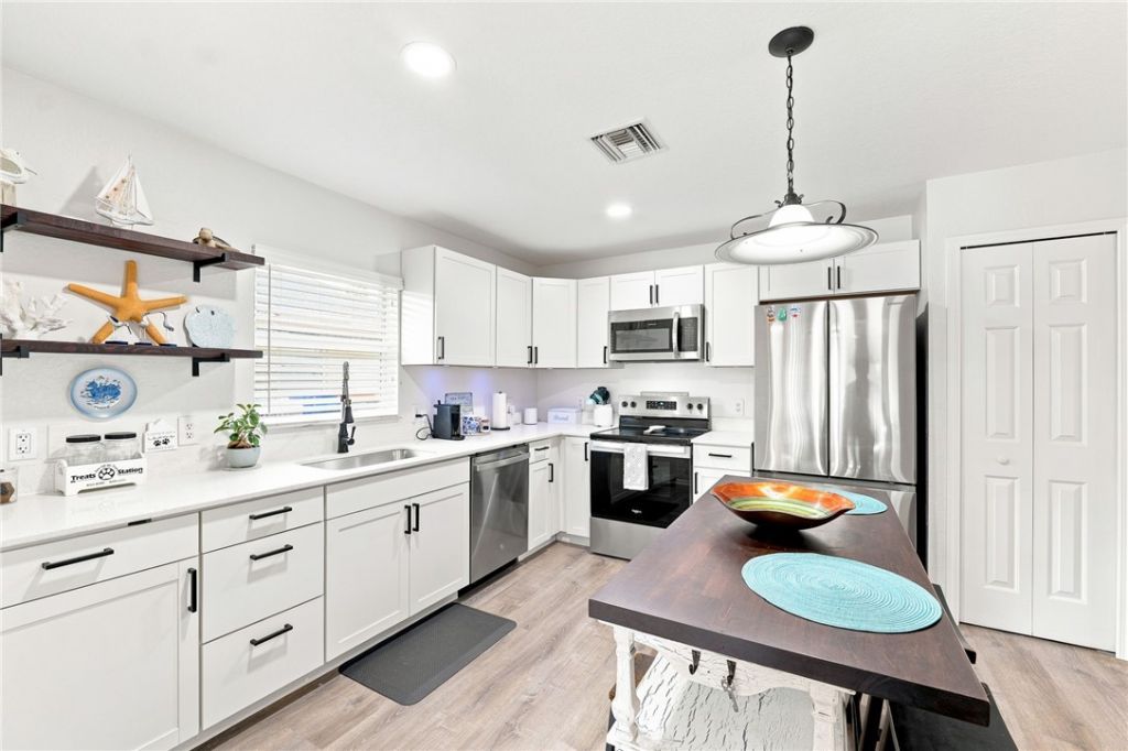 2170 86th Avenue, Vero Beach, FL 32966 Photo