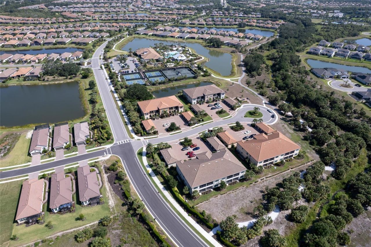 5425 Cicerone Street, Unit 103, Sarasota, FL 34238 Photo
