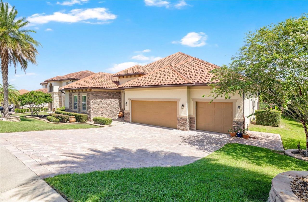 1744 Bella Lago Drive , Clermont, FL 34711 Photo