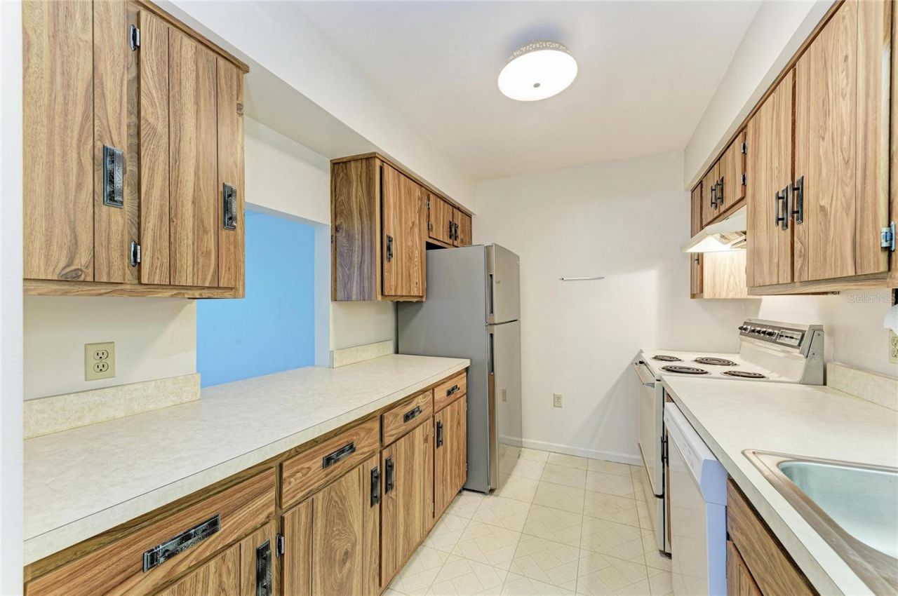 5503 Fountain Lake Circle, Unit A203, Bradenton, FL 34207 Photo