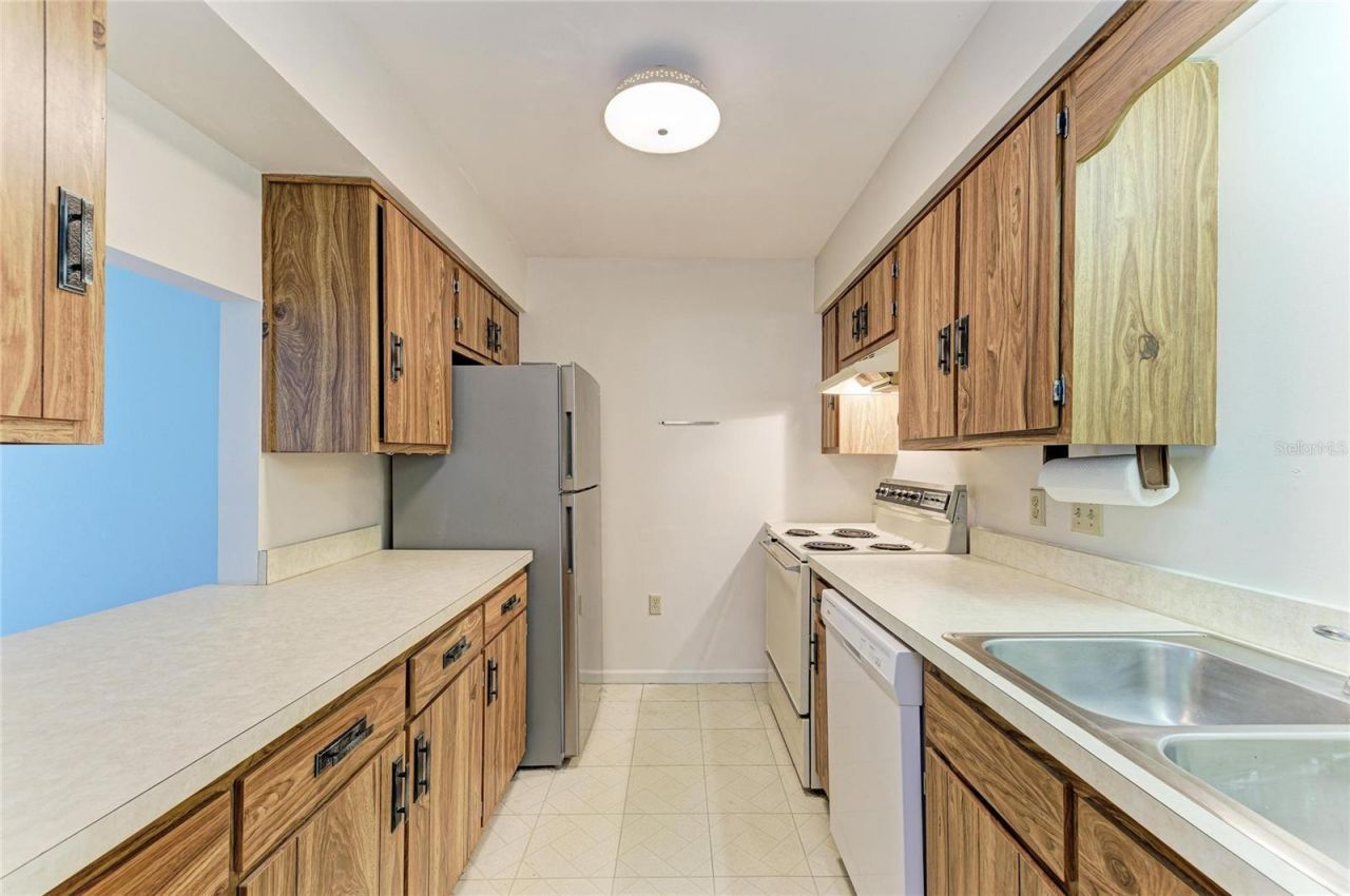 5503 Fountain Lake Circle, Unit A203, Bradenton, FL 34207 Photo