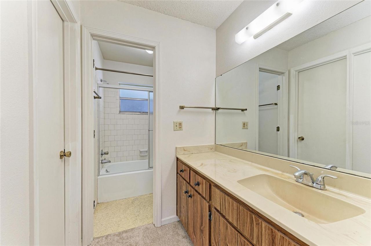 5503 Fountain Lake Circle, Unit A203, Bradenton, FL 34207 Photo