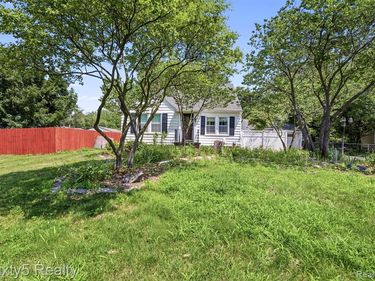 13599 S Huron River Drive, Romulus, MI 48174