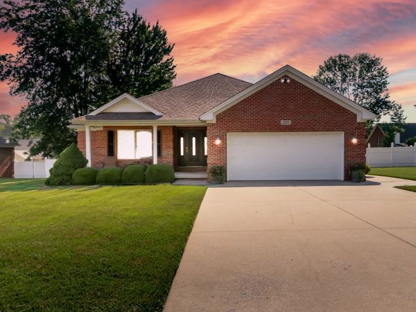 269 Matthew Drive , Seymour, IN 47274