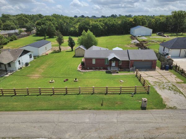 2325 S 131st Avenue , Tulsa, OK 74134