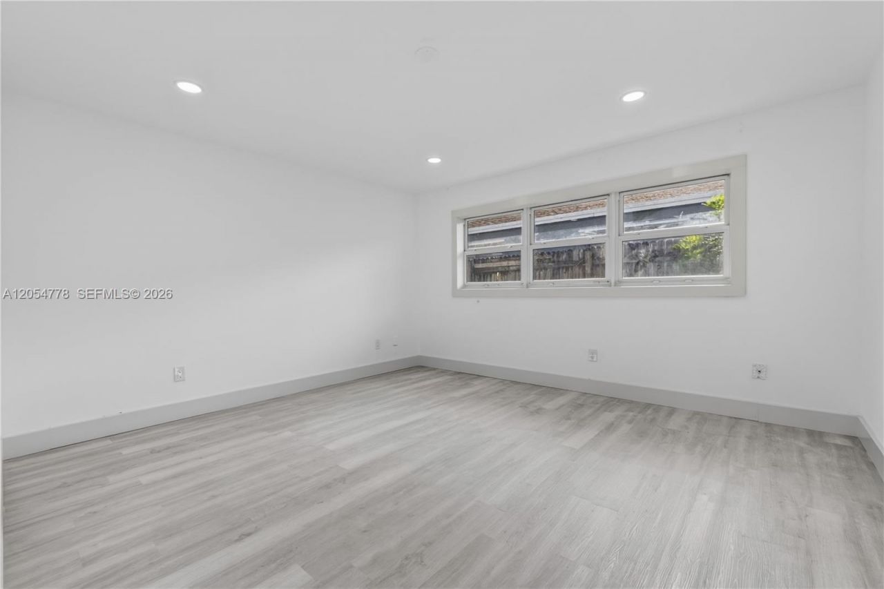 5719 Mayo St , Hollywood, FL 33023 Photo
