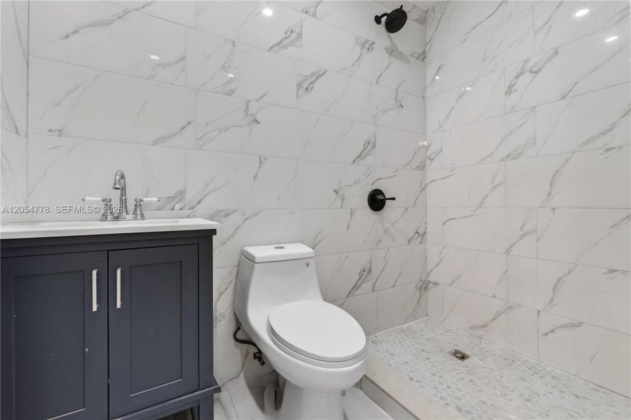 5719 Mayo St , Hollywood, FL 33023 Photo