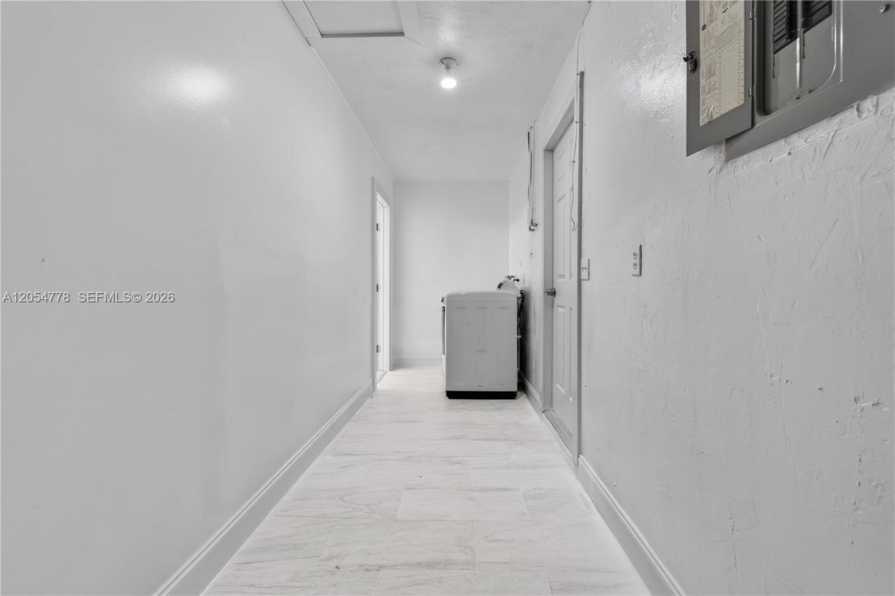 5719 Mayo St , Hollywood, FL 33023 Photo