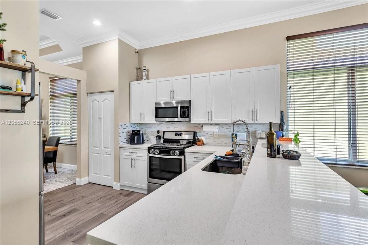6228 SW 194th Ave, Pembroke Pines, FL 33332 Photo