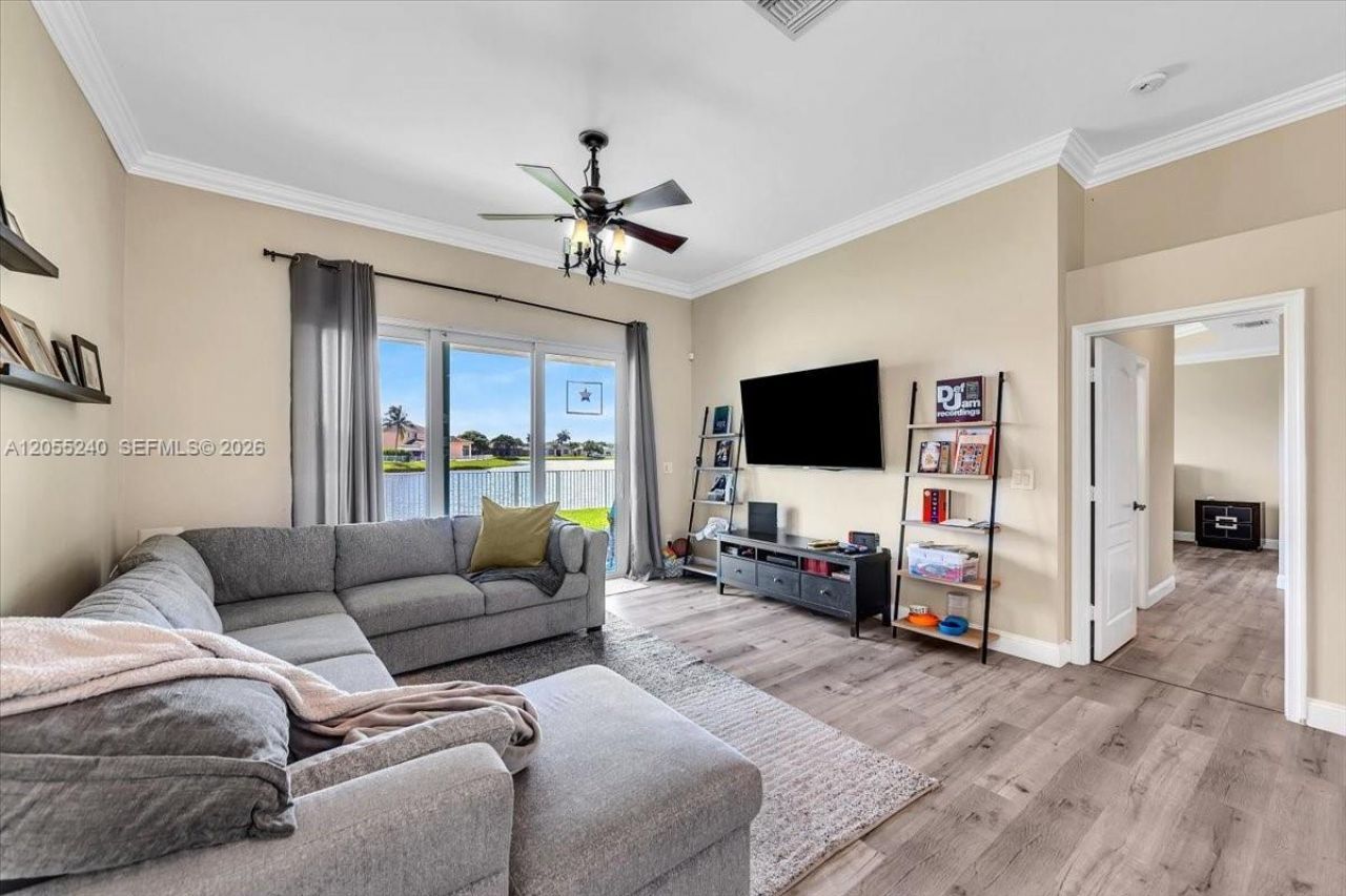 6228 SW 194th Ave, Pembroke Pines, FL 33332 Photo