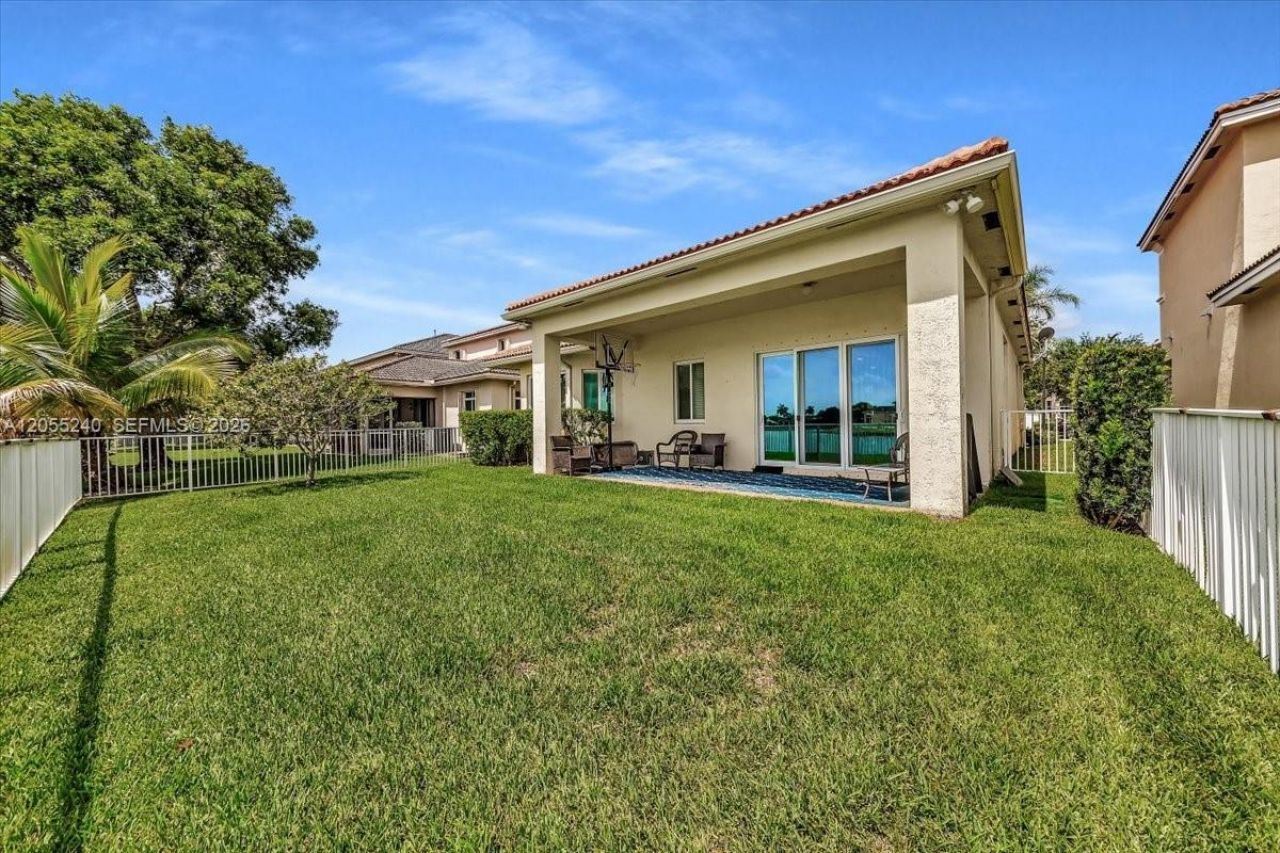 6228 SW 194th Ave, Pembroke Pines, FL 33332 Photo