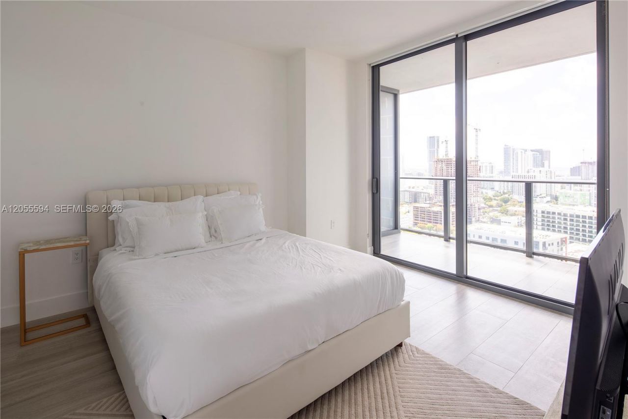 121 NE 34th St, Unit 2701, Miami, FL 33137 Photo