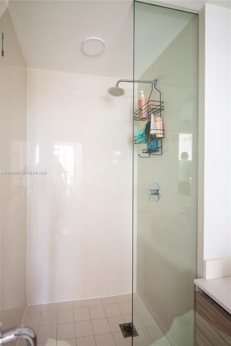 121 NE 34th St, Unit 2701, Miami, FL 33137 Photo