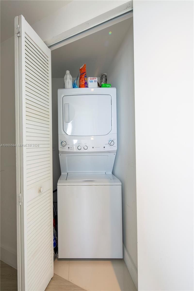 121 NE 34th St, Unit 2701, Miami, FL 33137 Photo