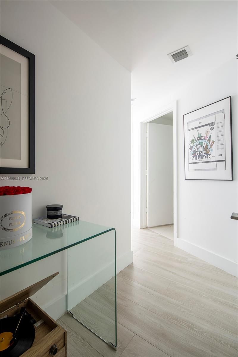 121 NE 34th St, Unit 2701, Miami, FL 33137 Photo