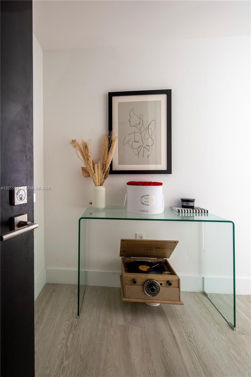 121 NE 34th St, Unit 2701, Miami, FL 33137 Photo