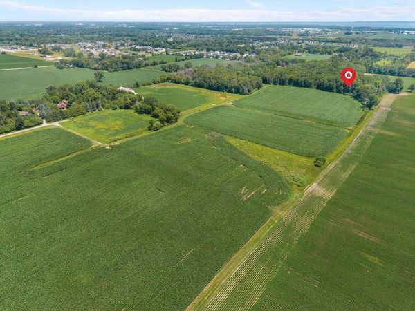 2801 KELLETT ROAD, Neenah, WI 54956