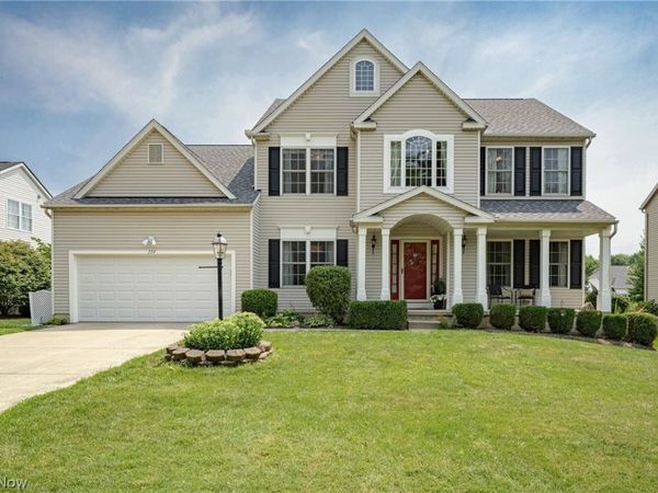 779 Castle Haven Way , Wadsworth, OH 44281