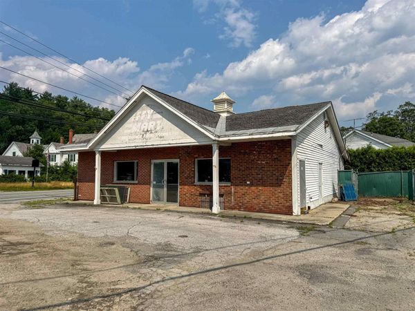 39 S Main Street, Chester, VT 05143